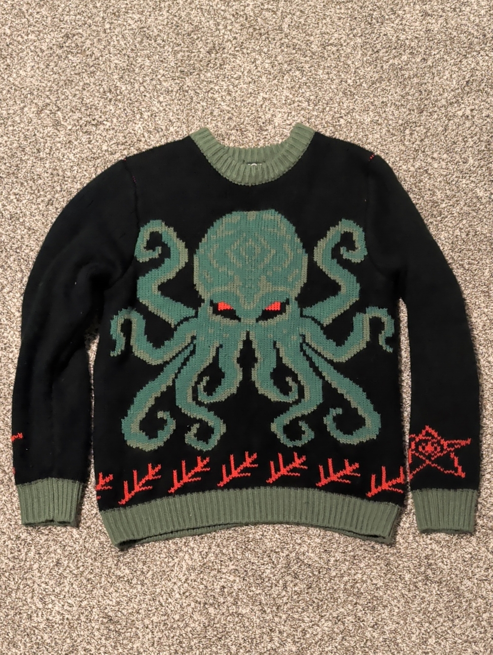 Cthulhu Christmas sweater